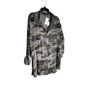 NWT Sanctuary Boyfriend Shirt Button Up Roll Tab Sleeves Camo Gray Womens Medium